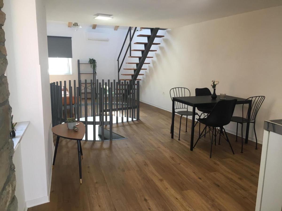 Apartmaji Sara, Izola - Isola Apartment ภายนอก รูปภาพ