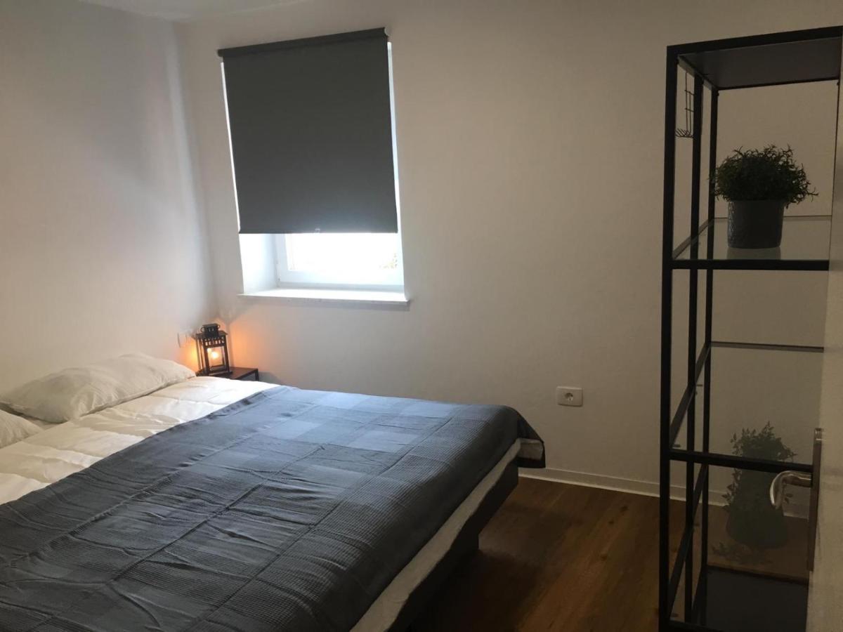 Apartmaji Sara, Izola - Isola ภายนอก รูปภาพ