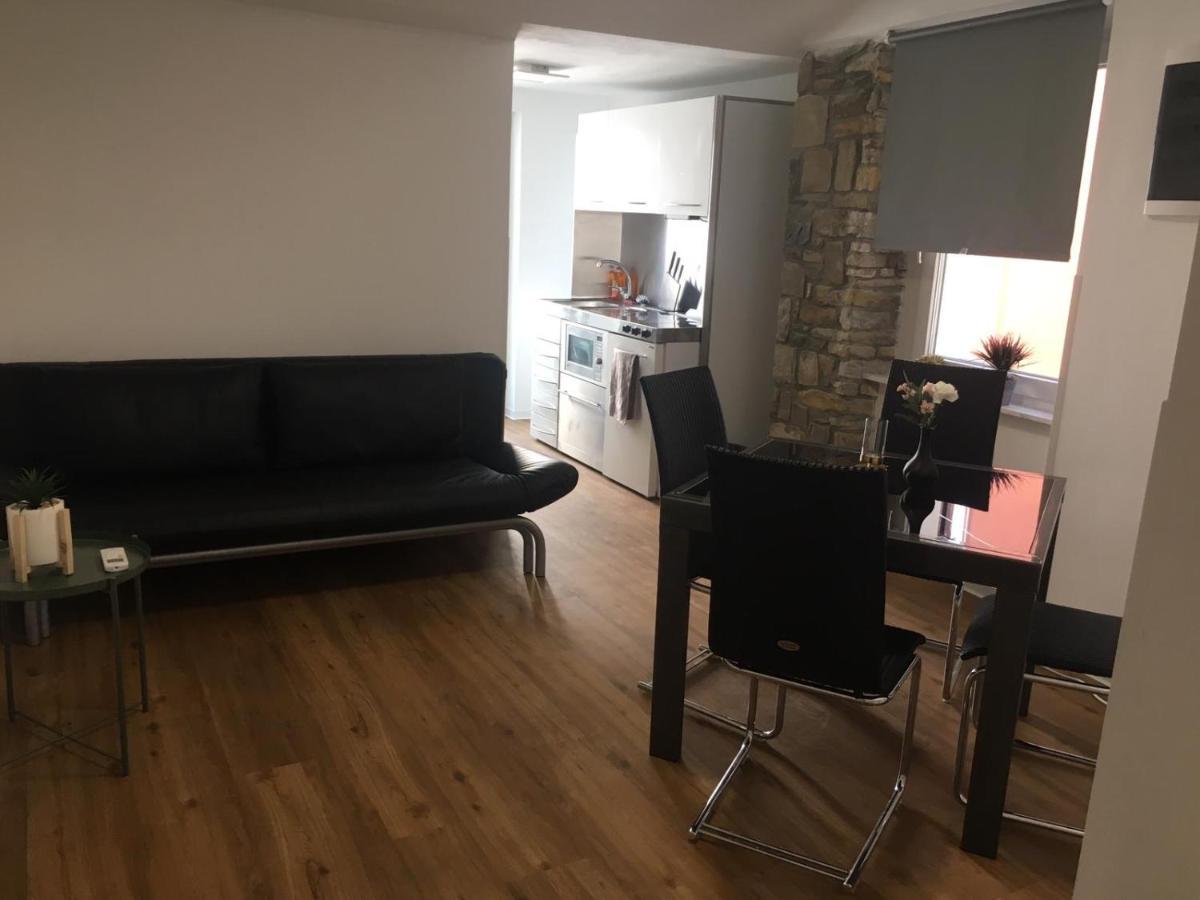 Apartmaji Sara, Izola - Isola ภายนอก รูปภาพ