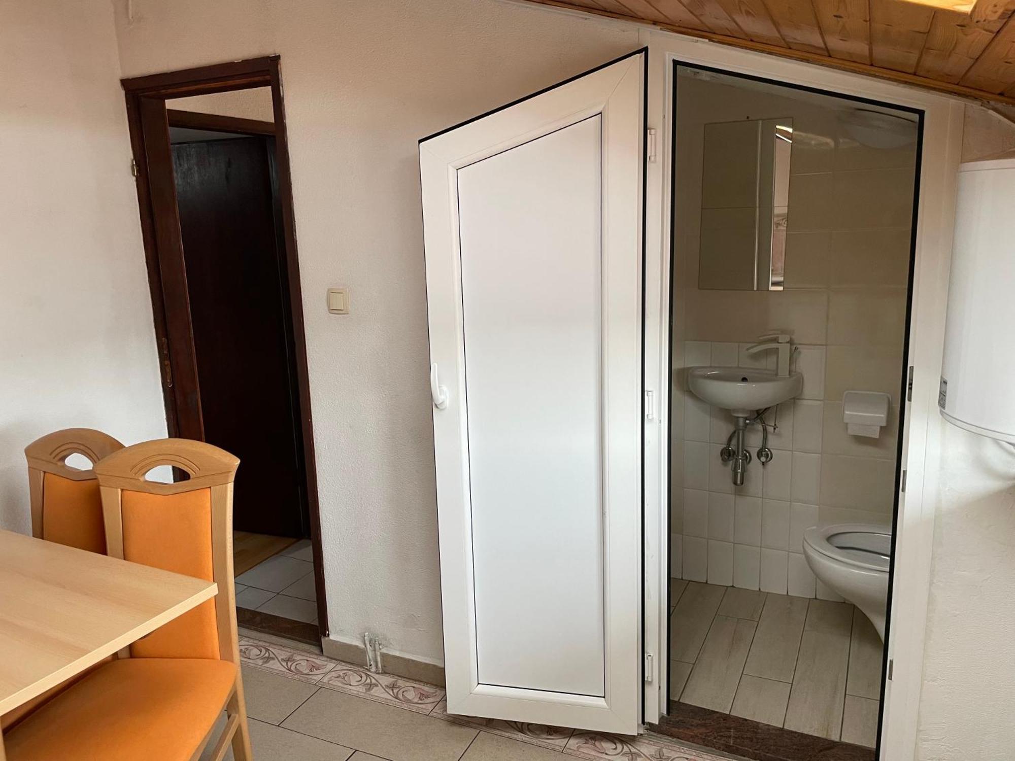 Apartmaji Sara, Izola - Isola ภายนอก รูปภาพ